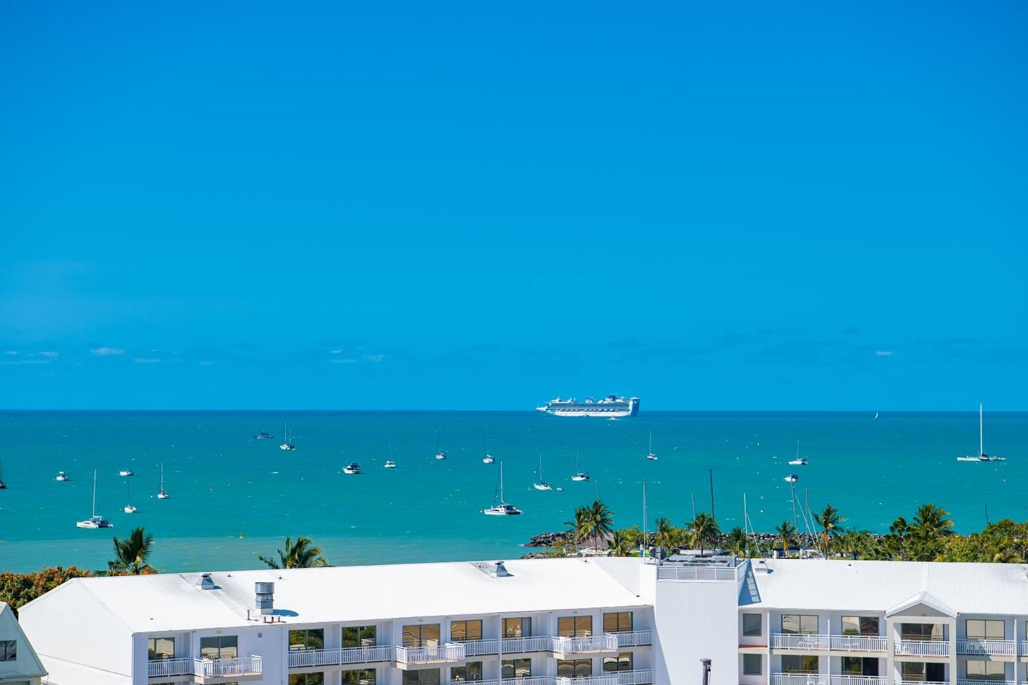 Ocean View Studio 14A Airlie Beach Exteriör bild